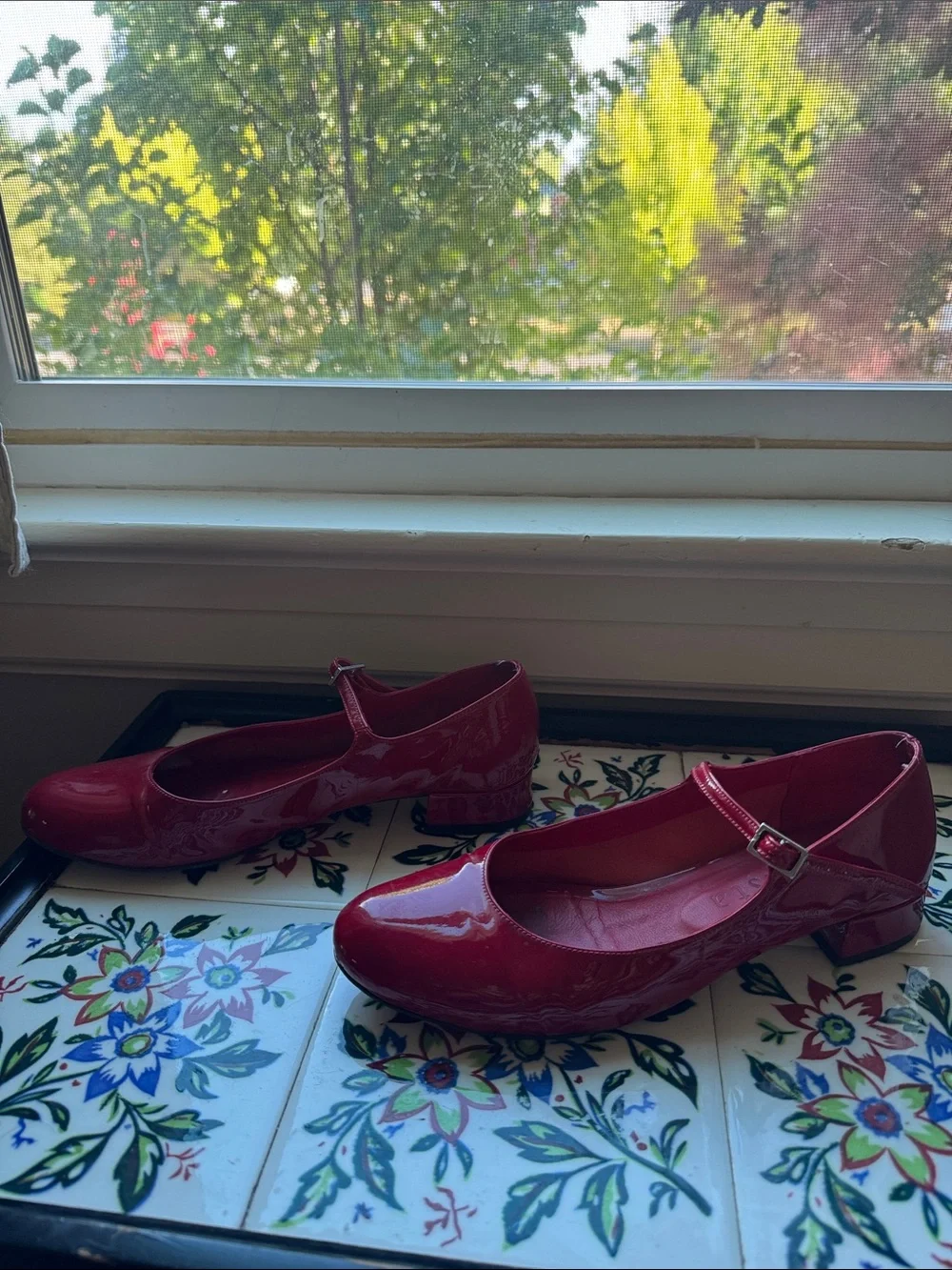 Women’s Red Patent Mary Jane Low Heels